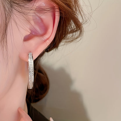 Exquisite round earrings, shining Zirconia, elegant and sexy style, suitable for Women's parties, dates, banquets, earrings