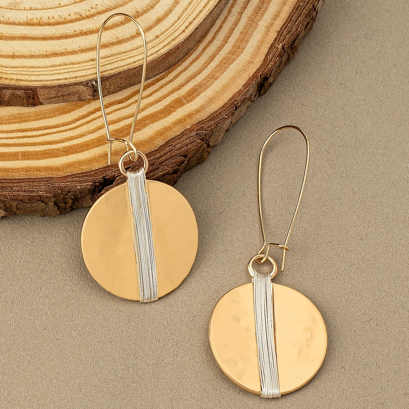 Handmade retro oblong wire-wound earrings, wrapped round pendant earrings