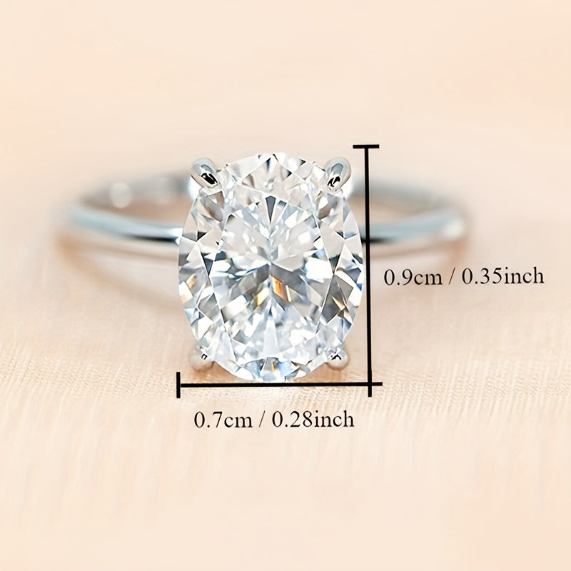 Stylish and simple four-claw Zirconia silver-plated Women's ring, ideal for engagements, weddings and banquets, fine jewelry accessories