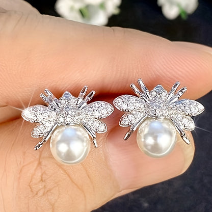 Bee pattern inlaid with shiny zircon imitation pearl stud earrings, elegant and lovely temperament, copper and silver plating material, creative women's gift