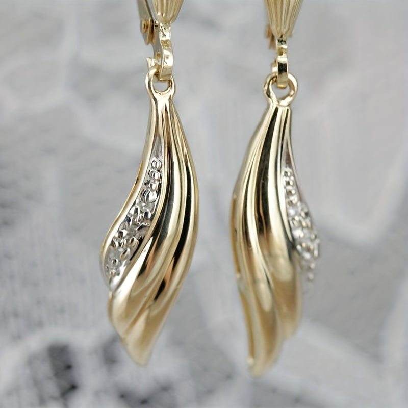 Elegant 18K gold-plated goldfish tail drop earrings for weddings, wedding parties, and vintage jewelry gifts