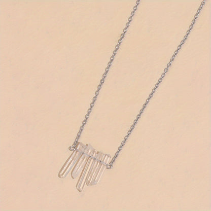 Women's daily accessories, simple natural irregular crystal pendant necklace (random quantity and size)