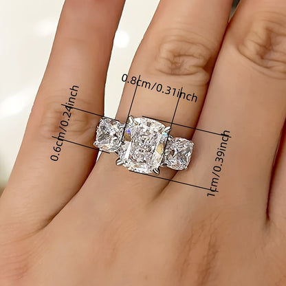 Simple and stylish 4-claw inlay pad synthetic zirconia ring bridal engagement party jewelry elegant wedding jewelry