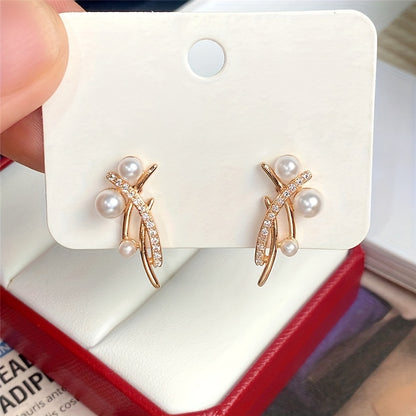 A pair of elegant copper baroque pearl stud earrings, synthetic April birthday stones, suitable for everyday and party wear, nickel-free, Maldera holiday accessories