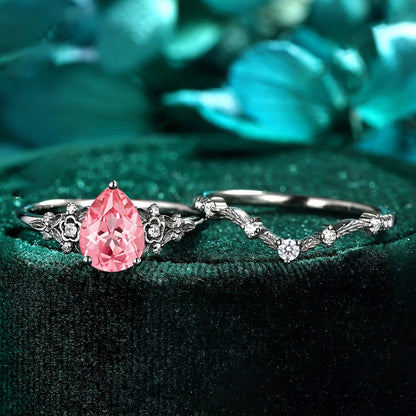 Two-piece pear-cut pink zirconia engagement ring elegant engagement ring set gift