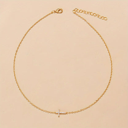 Elegant Gold Cross Pendant Necklace with Sparkling Cubic Zirconia - Exquisite Vintage Style Women's Collarbone Chain, Ideal for Birthday or Holiday Gifts, Cross Necklace