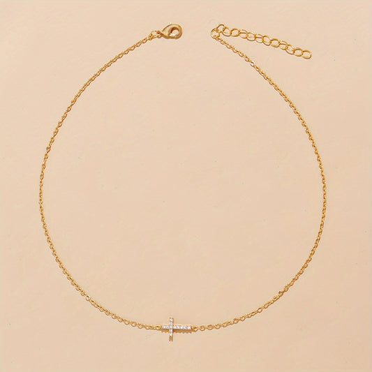 Elegant Gold Cross Pendant Necklace with Sparkling Cubic Zirconia - Exquisite Vintage Style Women's Collarbone Chain, Ideal for Birthday or Holiday Gifts, Cross Necklace