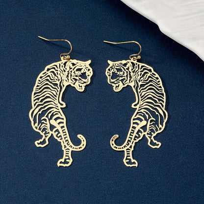 Gold Metal Animal Design Hollow Pendant Earrings Vintage Vacation Style Copper Jewelry Exquisite Women's Gifts