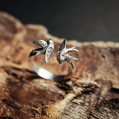 A Vintage Spring Bird Adjustable Open Ring, Alloy, Non-Magnetic, Holiday Style Accessories