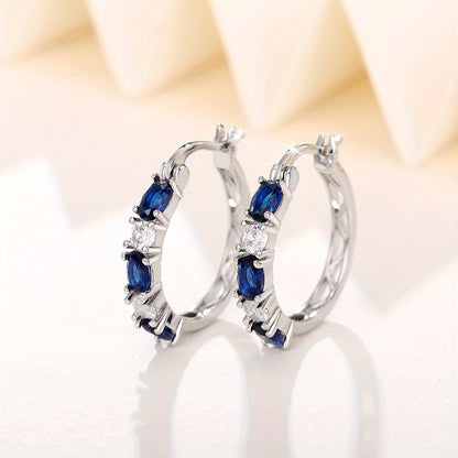 Women's daily wear gift accessories, simple and elegant blue and white gemstone spaced ring studs