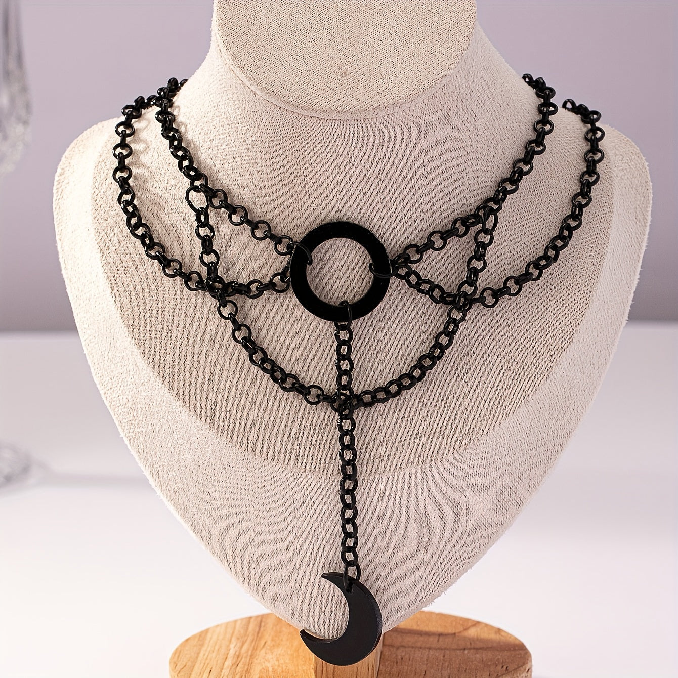 Gothic style black crescent pendant collar necklace, vintage style collar necklace, holiday fashion jewelry, Eid al-Fitr and Ramadan gifts