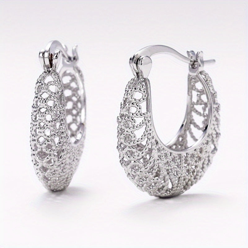 Bohemian Ethnic 925 Silver Plated Vintage Hollow Flower Rattan Earrings Ladies Personality Carved Earrings Bridal Wedding Party Jewelry