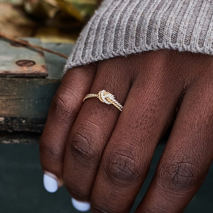 Simple knot design two-tone ring for Women's engagement party wedding ring anniversary decoration