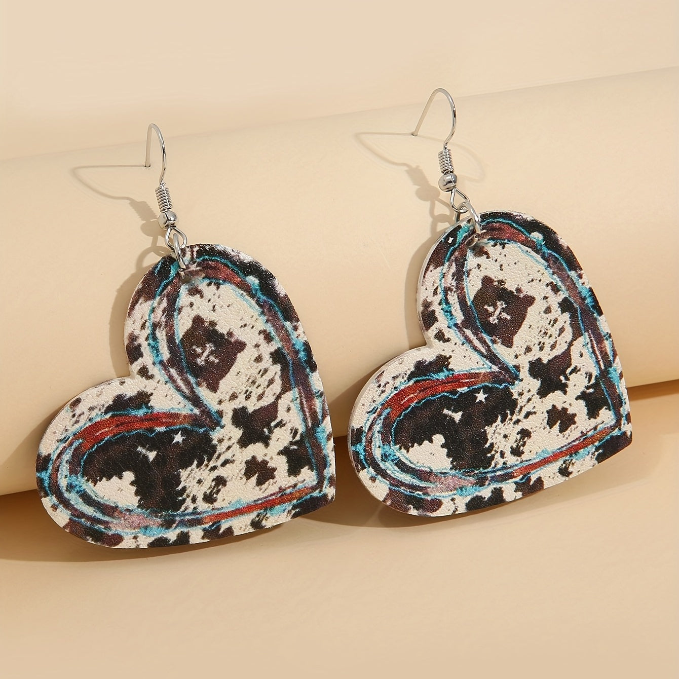 Vintage Heart-Shaped Cow Pattern Pendant Earrings Vintage Western PU Leather Jewelry Fashion Holiday Earrings
