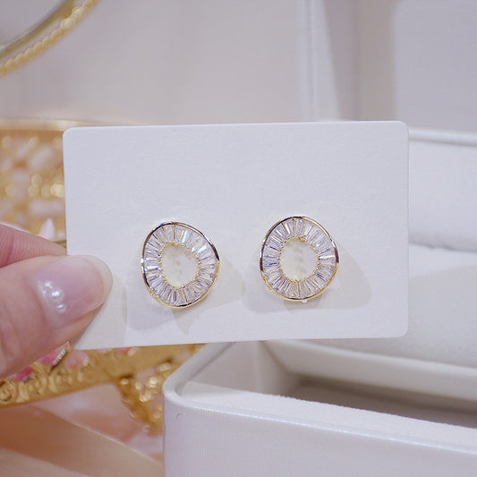 Fashion 18K Gold Plated Faux Crystal Paving Geometric Hollow Round Stud Earrings Party Bride Fine Jewelry Birthday Gift Ladies