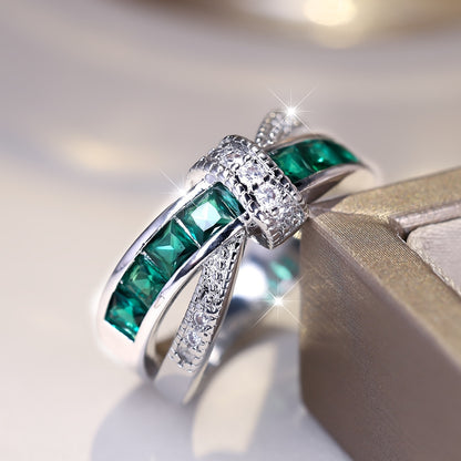 Elegant retro style green zircon cross ring - shining cubic zircon, suitable for weddings and parties, creative design, light luxury, gentle