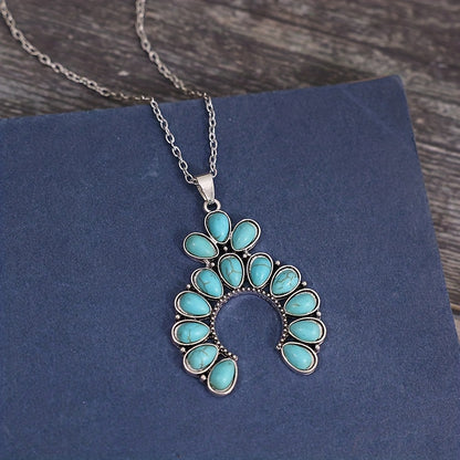 Ladies Bohemian Exaggerated Neck, Classic Western Large Turquoise Pendant Necklace