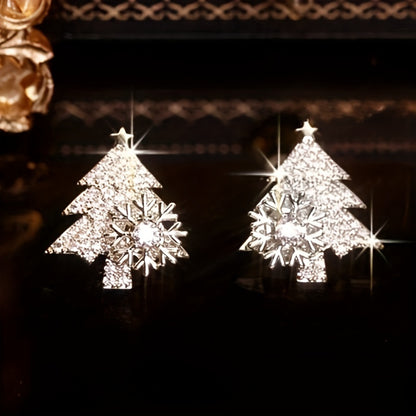 Elegant and luxurious Christmas tree snowflake stud earrings, fully paved with cubic Zirconia, cute holiday jewelry gifts, suitable for women and girls