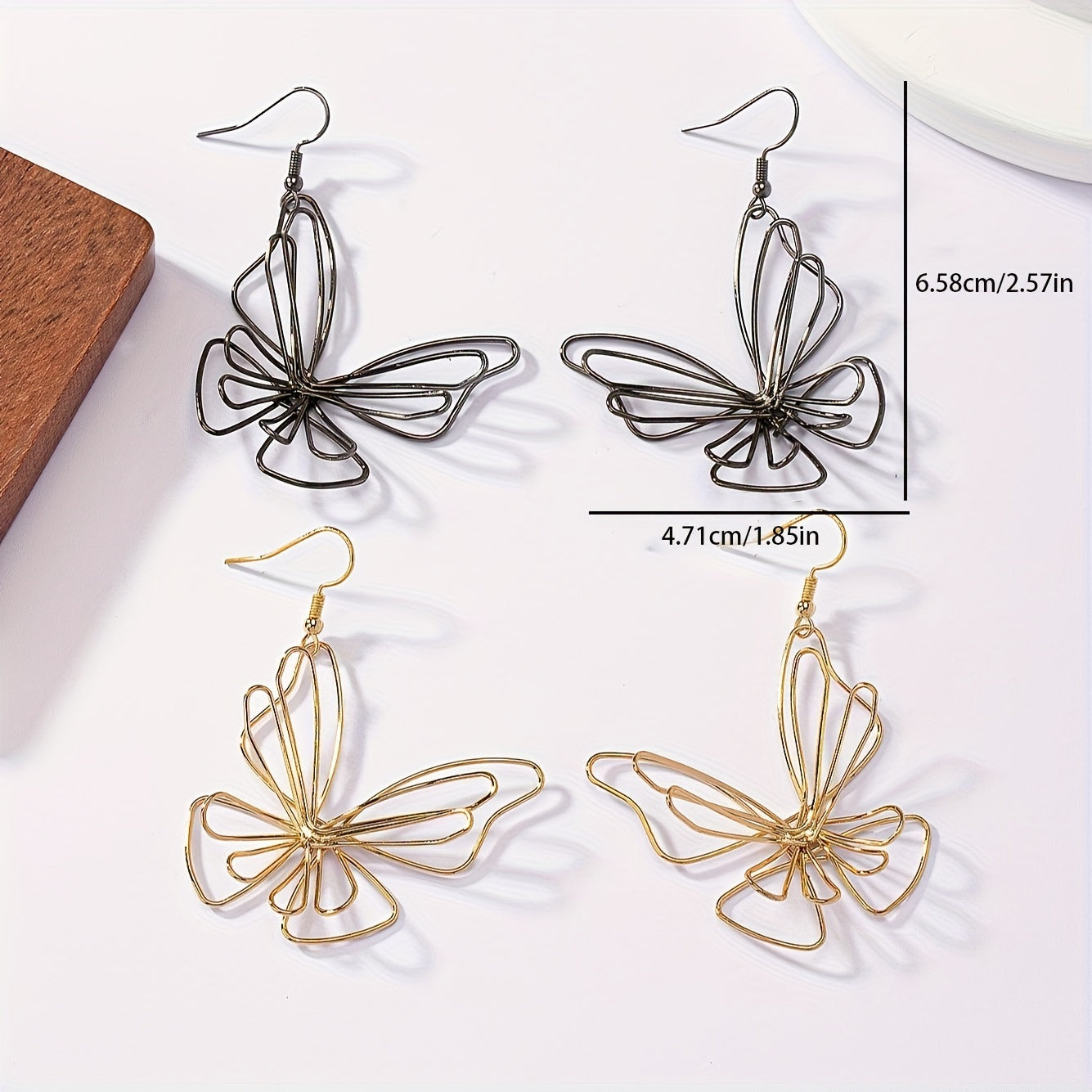 Exquisite Hollow Butterfly Design Wire Wrapped Drop Earrings Vintage Bohemian Style Alloy Jewelry Exquisite Earrings