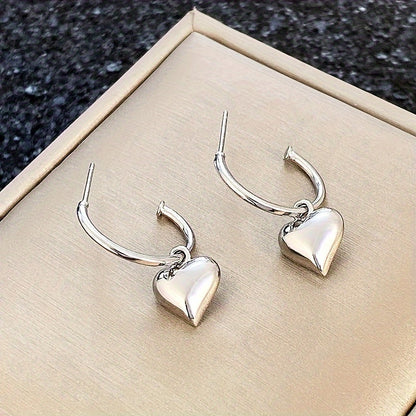 Elegant Copper Heart Pendant Earrings for Women, Chrome, Nickel Free, Minimalist Fashion Ring Earrings for Engagement Parties and Casual Attire, Accessories for All Seasons