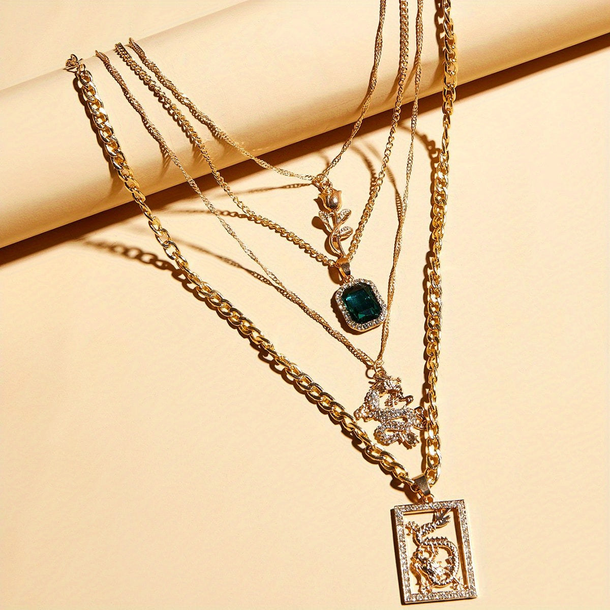 Four-piece creative rhinestone Chinese dragon pendant necklace charm retro ladies daily holiday jewelry