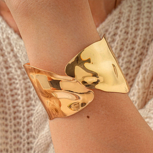 Irregular Metal Pleated Open Bracelet Cold Wind Exaggerated Bracelet Light Luxury Temperament Jewelry