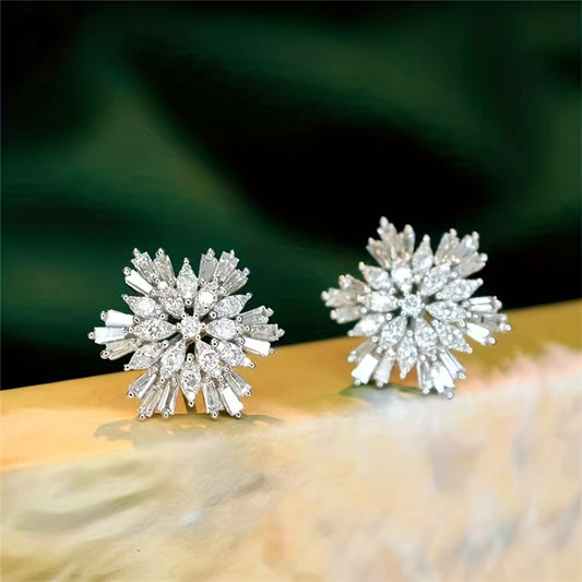Exquisite sparkling synthetic zircon snowflake earrings, cute flower earrings, perfect for party gifts and Valentine's Day gifts.