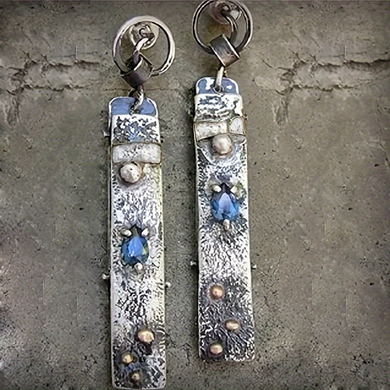 Vintage Bohemian Silver Plated Long Hang Earrings with Blue Gemstone and Floral Pattern - Alloy and Iron, Vintage Drop Resin Stud Earrings for Casual Wear, Vintage Style, Bohemian Style
