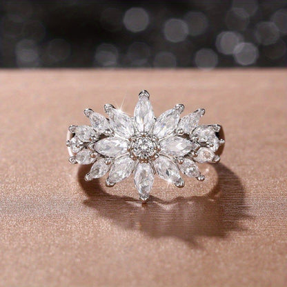 Exquisite silver plated horse eye Zirconia flower ring, Women's wedding proposal romantic party ring jewelry