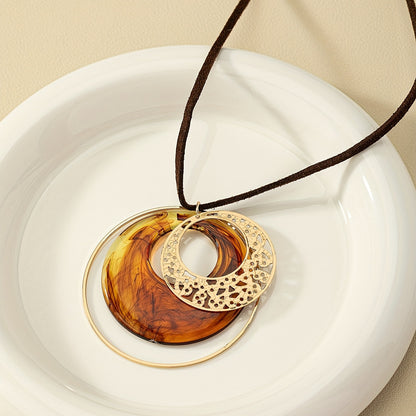 Vintage Round Pendant Adjustable Length Necklace