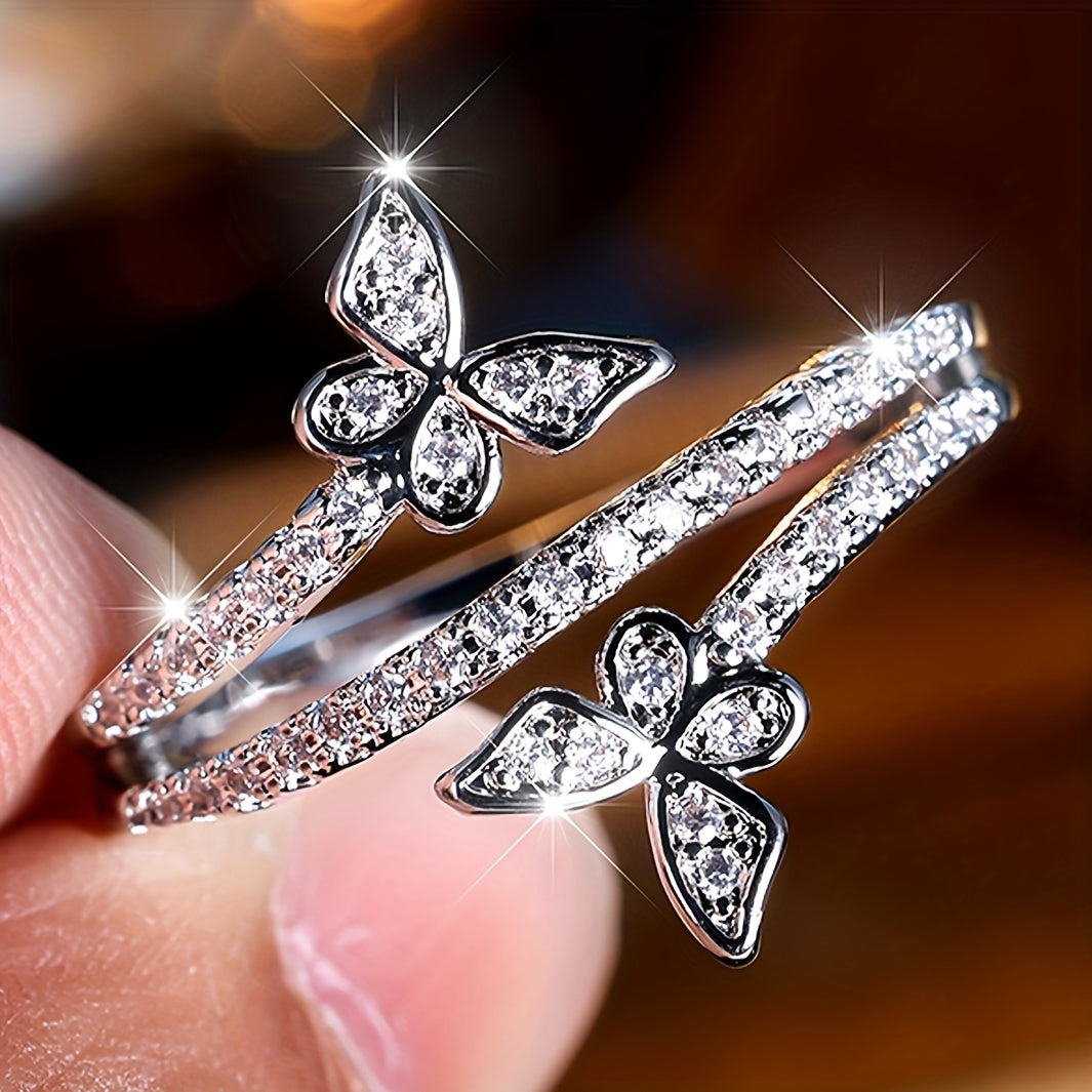 1 butterfly ring, suitable for gift giving, light luxury high-end fashion sense, unique design, suitable for index finger wear.
