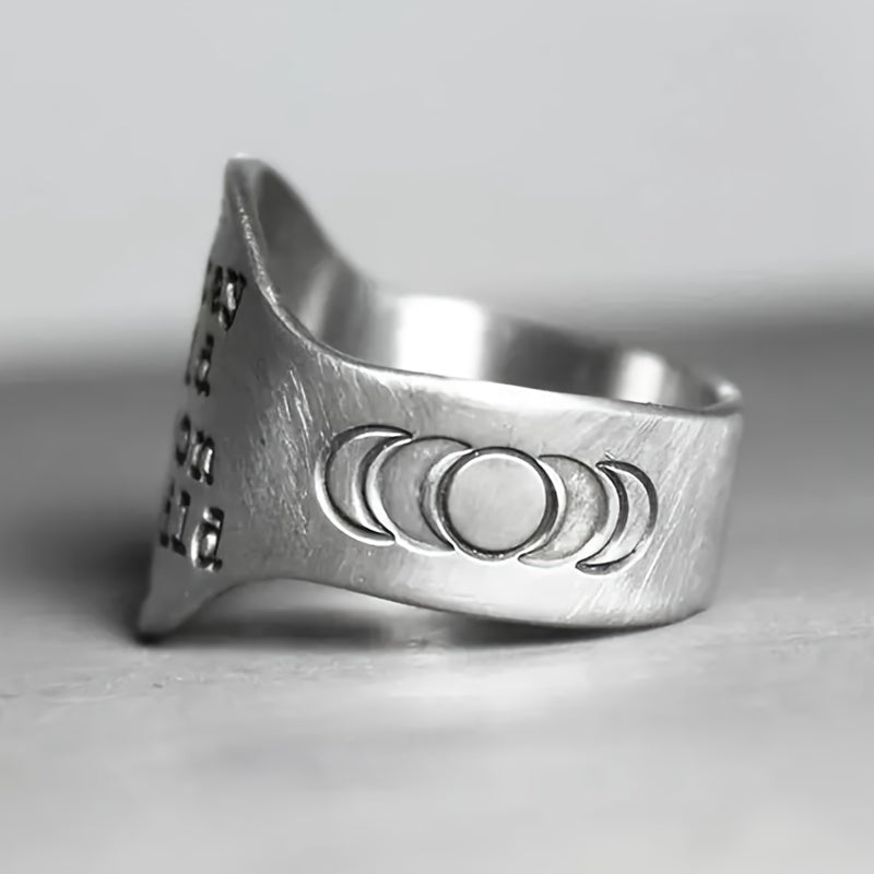 Vintage Bohemian moon pattern broadband ring, stylish and simple daily and party accessories, alloy material, holiday theme, suitable for all seasons