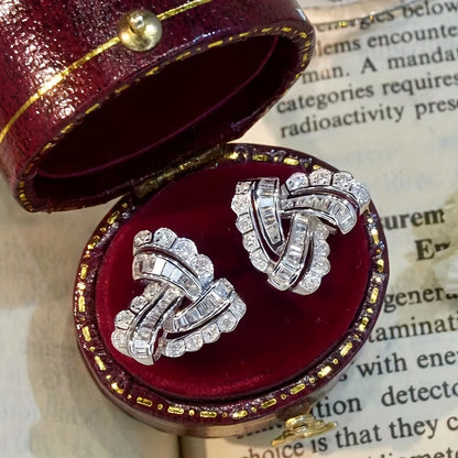 A pair of elegant heart-shaped stud earrings with synthetic zircon, April birthstone, copper base, nickel-free coating, suitable for engagement, wedding, daily wear, Valentine's Day gifts