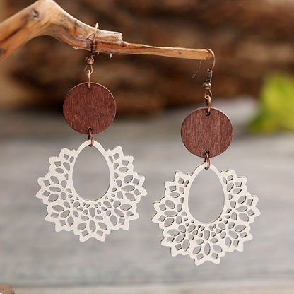 Hollow monochrome spider web design pendant earrings, retro and elegant style PU leather jewelry, fashionable women's gifts, autumn and winter earrings.