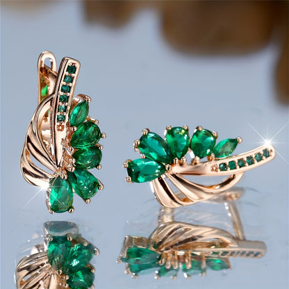 Ladies Elegant Green Teardrop Leaf Flower Pendant - Gold Copper with Cubic Zirconia, Suitable for Weddings and Gifts