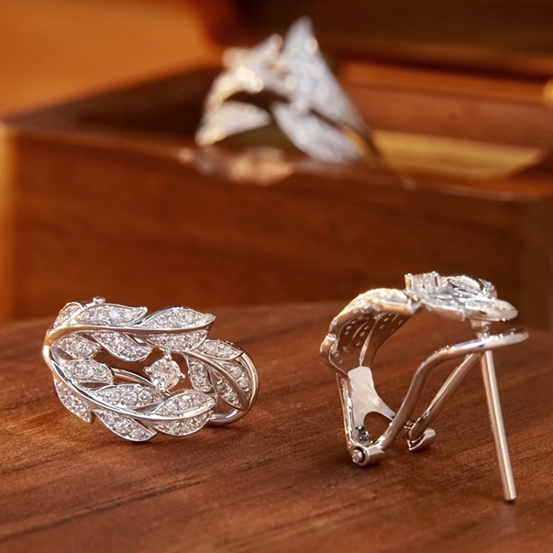 Exquisite sparkling silver leaf design earrings, copper jewelry, zircon inlaid, elegant luxury style, ladies' wedding banquet