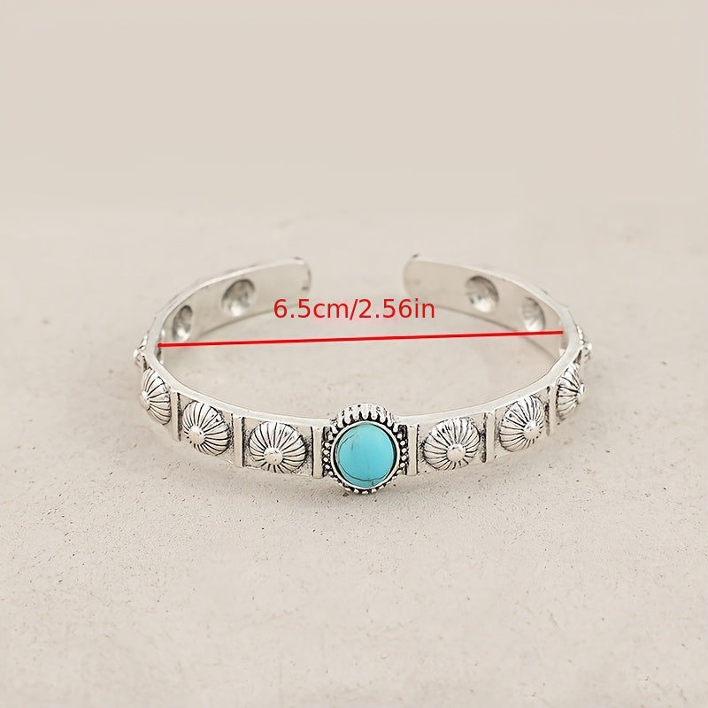 A vintage bohemian turquoise inlaid bracelet, alloy open bracelet, engraved floral design, fashion jewelry accessories