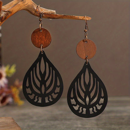 Hollow teardrop-shaped engraved pattern drop earrings retro bohemian style PU leather jewelry fashion women's gift