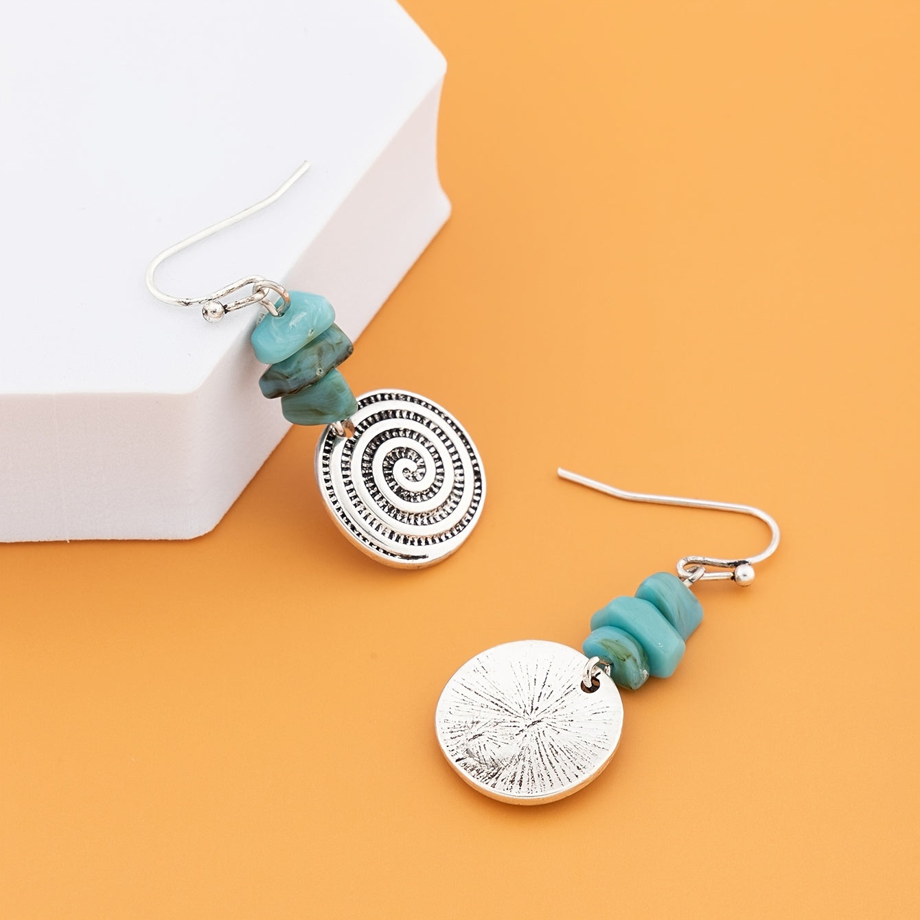 Bohemian Silver Plated Spiral Pendant Earrings Vintage Modern Pendant Earrings with Zinc Alloy Stone Elegant Holiday Birthday Gift for Female Sisters Lover 1 Pair