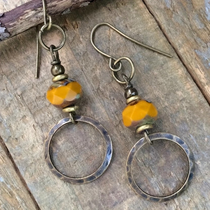 Classical hollow round yellow turquoise decorative pendant earrings, retro minimalist style alloy jewelry, travel souvenirs