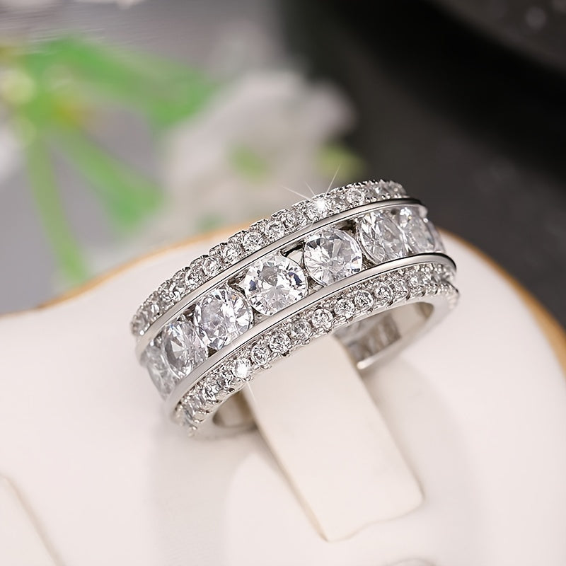 Sparkling zircon silver-plated dazzling band ring, a symbol of elegance and beauty, suitable for everyday wear and party accessories