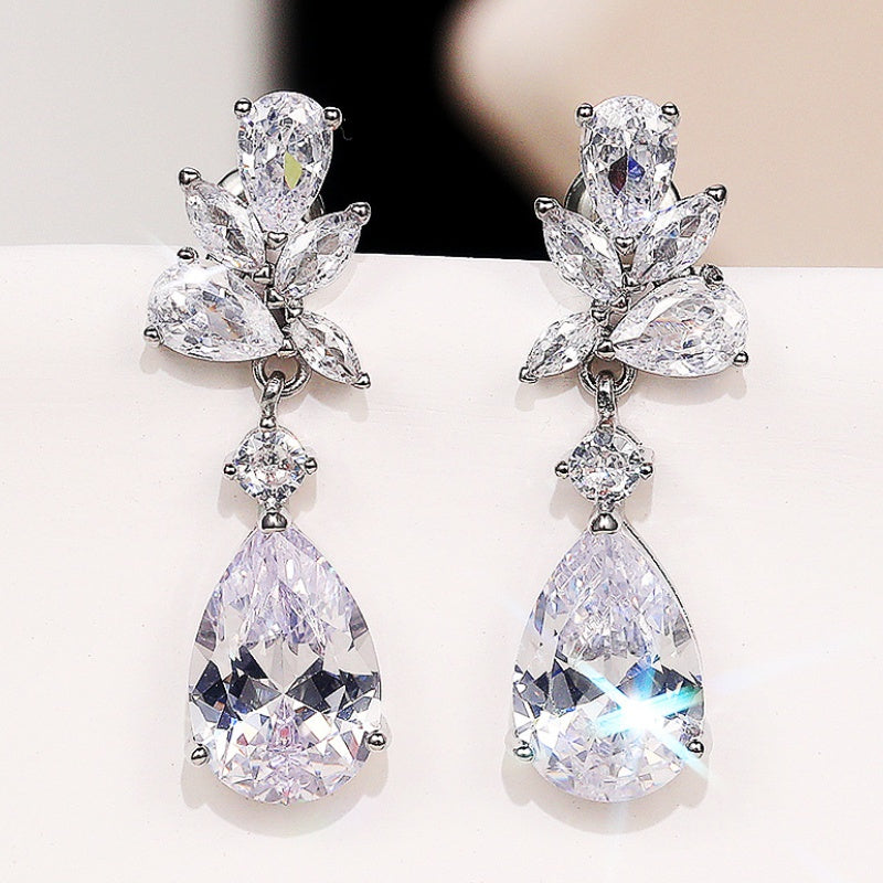 Fashion teardrop zircon earrings