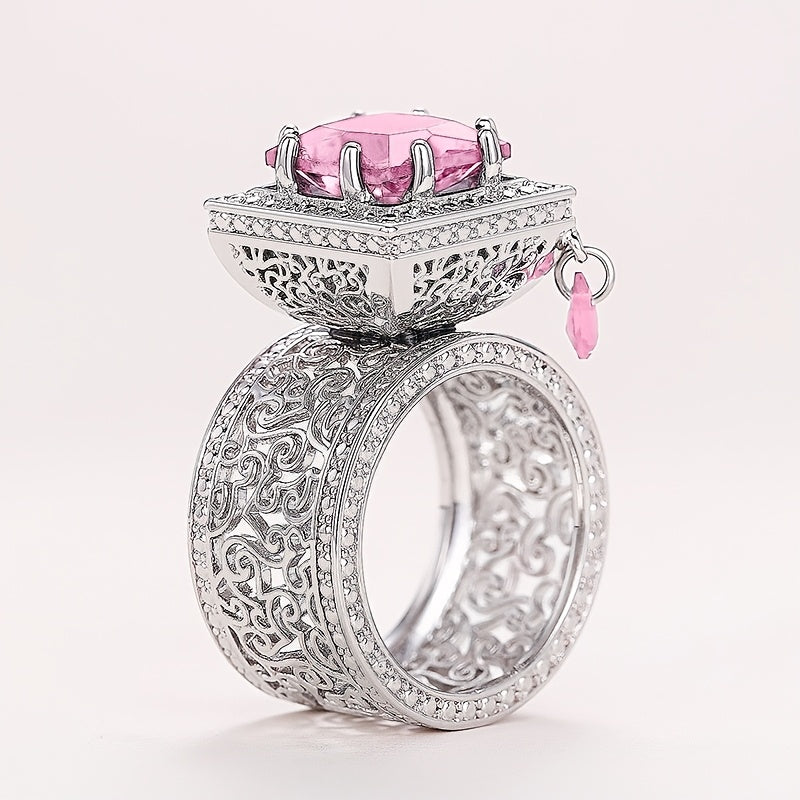 Luxury vintage style anniversary ring with square cubic Zirconia - perfect for parties and everyday elegance