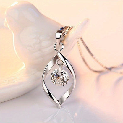 Exquisite 925 Silver Plated White Rhinestone Teardrop Pendant Necklace Ladies Elegant Bride Engagement Wedding Necklace Jewelry