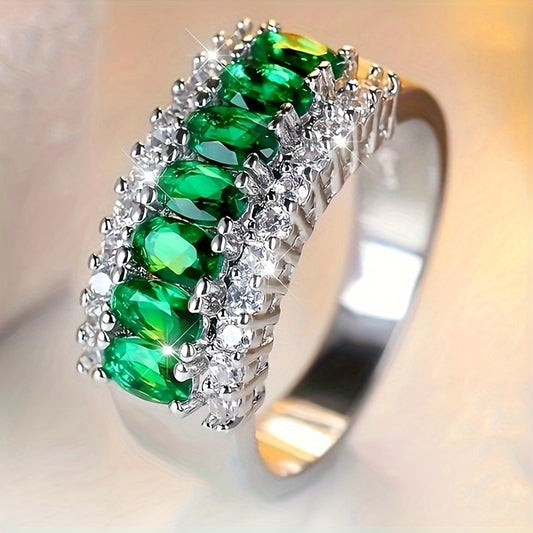 Elegant Luxury Cubic Zirconia Engagement Ring - Perfect for Proposals and Wedding Gifts