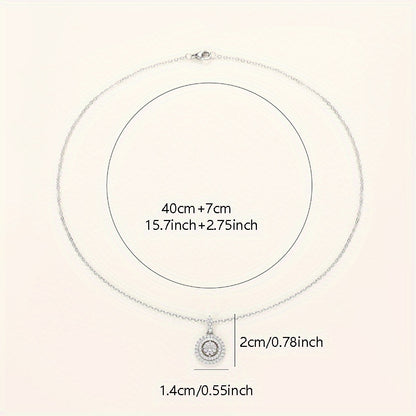 Multi-layer hollow round pendant necklace inlaid with shiny synthetic Zirconia, temperament collarbone chain suitable for bridal wedding jewelry