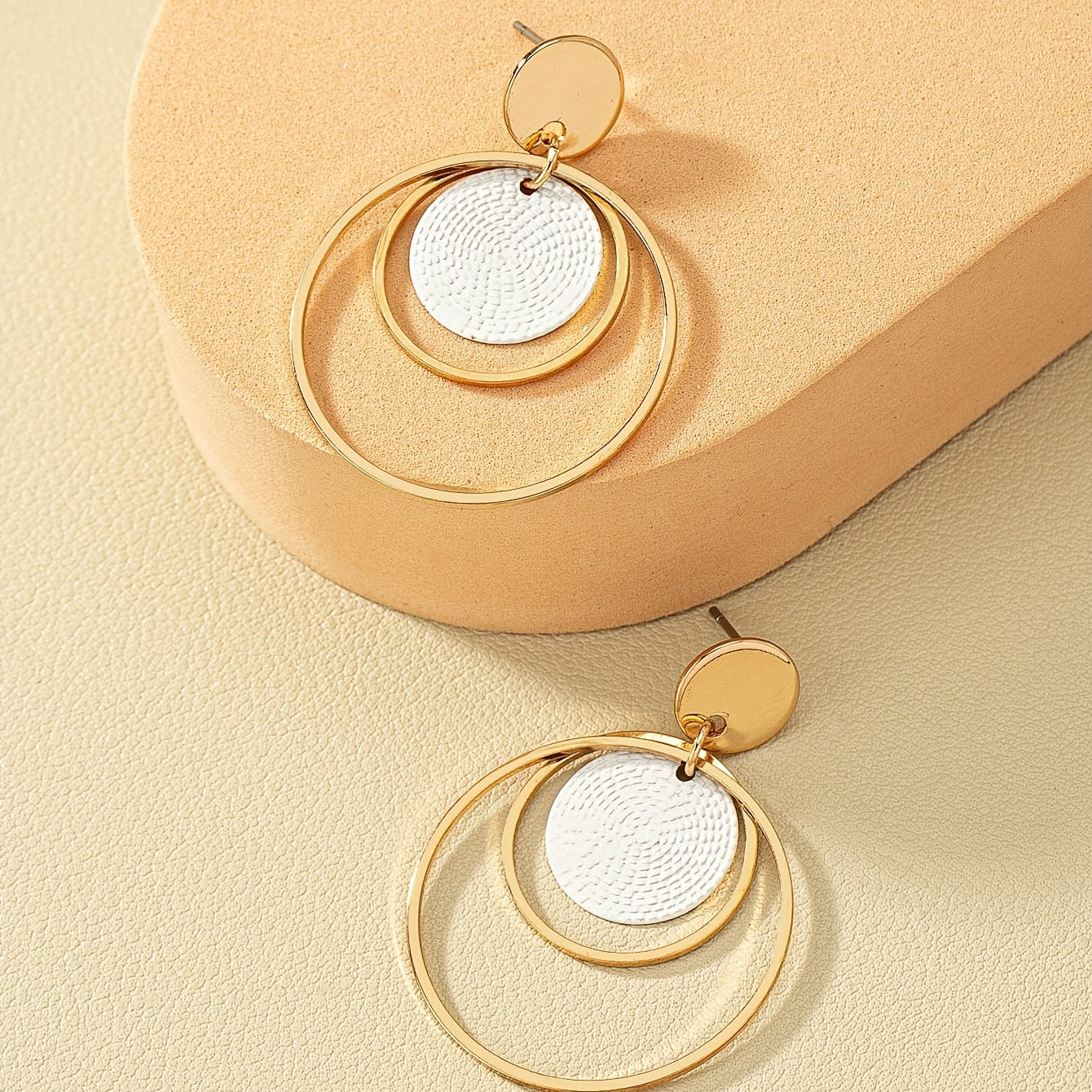 Simple Multi-Layer Round Pendant Earrings Fashion Earrings Exquisite Gifts for Women