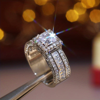 Sparkling Halo Ring with Square Cut Sparkling Zircon Elegant Wedding Engagement Promise Ring Women's Valentine's Day Jewelry