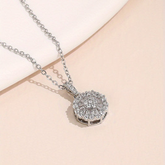 Shiny Round Zircon 925 Silver Plated Pendant Necklace, Women's Daily Party and Banquet Accessories