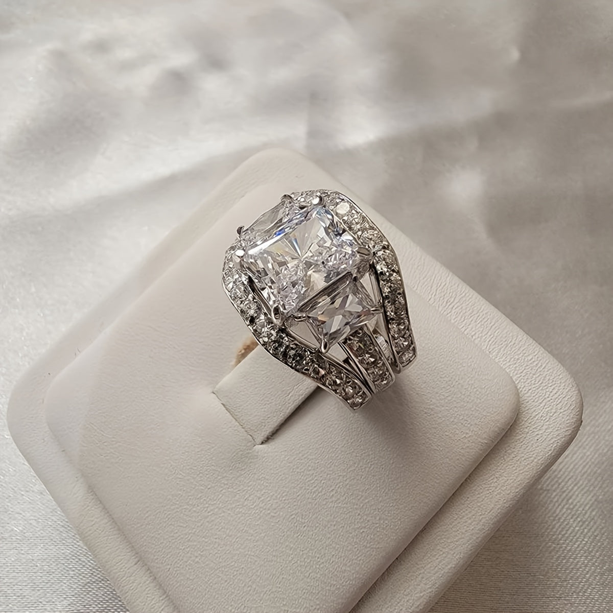 Bohemian Luxury Bridal Ring Set, 3 Stylish Zirconia Engagement Wedding Band, Unplated, Copper, Perfect for Parties and Wedding Occasions - A Gift for Her